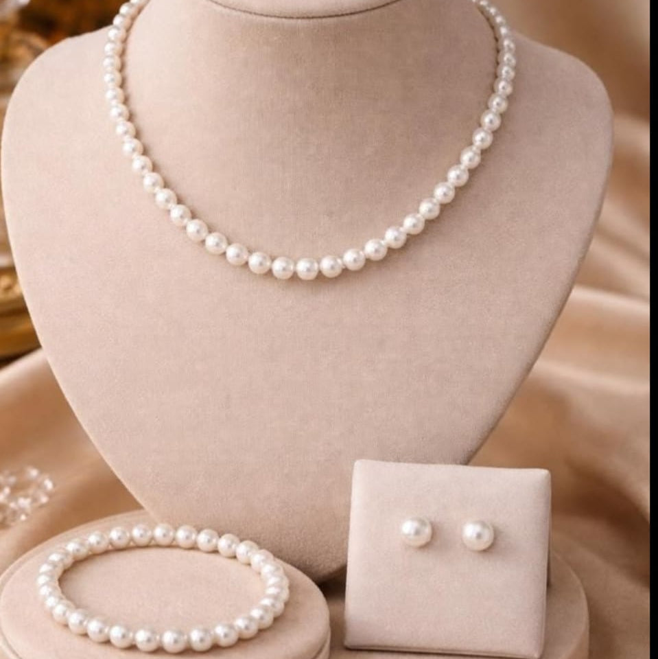 Pearl Locket Set